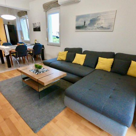 Kaštel Štafilić Sunny Apartment By The Beach מראה חיצוני תמונה