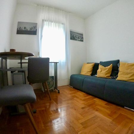 Kaštel Štafilić Sunny Apartment By The Beach מראה חיצוני תמונה