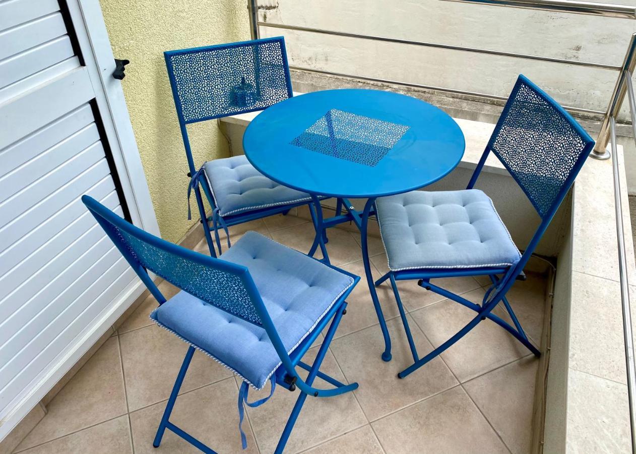 Kaštel Štafilić Sunny Apartment By The Beach מראה חיצוני תמונה
