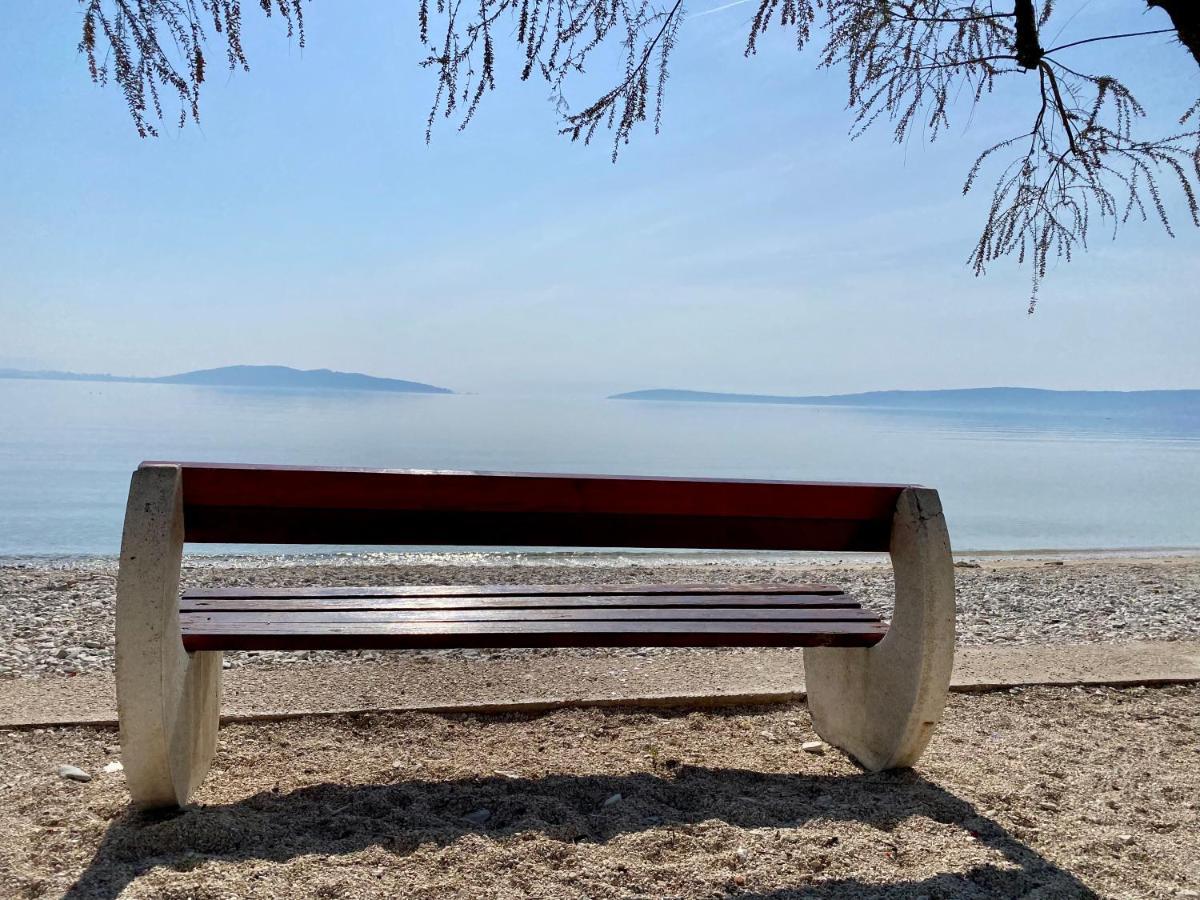 Kaštel Štafilić Sunny Apartment By The Beach מראה חיצוני תמונה