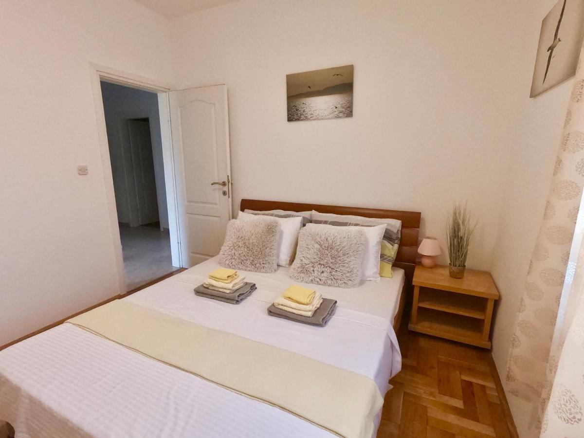 Kaštel Štafilić Sunny Apartment By The Beach מראה חיצוני תמונה